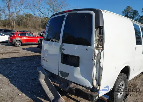 2010 Chevrolet Express 2500 Work Van из США, поврежденный, VIN 1GCZGFBA8A1175071